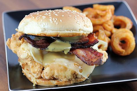 Arby's Chicken Bacon Swiss Sandwich Chicken Bacon Swiss Sandwich, Chicken Bacon Swiss, Sandwich Chicken, Swiss Chicken, Crockpot Recipes Beef, Copycat Restaurant Recipes, Sandwich Recipe, Healthy Crockpot Recipes, Chicken Bacon