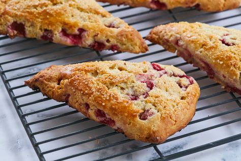 Simple Raspberry Scones - Gemma’s Bigger Bolder Baking Raspberry Scones Recipe, Perfect Scones Recipe, Irish Foods, Raspberry Scones, How To Make Scones, Bigger Bolder Baking, Baking Cookbooks, Breakfast Goodies, Raspberry Recipes