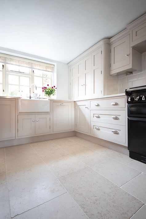 White Kitchen Floor, Bee Cottage, Entrance Bench, Kitchen Revamp, Conservatory Kitchen, Kitchen Colours, Limestone Tiles, Kitchen 2021, Cream Kitchen