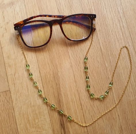 Beaded Glasses Chains Glasses Chain Sunglasses Chain - Etsy Diy Glasses Chain, Beaded Eyeglass Chain, Diy Glasses, Chains Aesthetic, Beaded Glasses, Eyeglass Chains, Chain Sunglasses, Glasses Chains, Sunglasses Chain