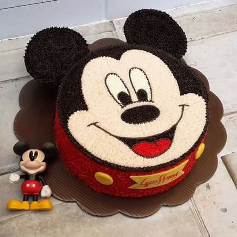 Bolo Do Mickey Mouse, Mickey Birthday Cakes, Birthday Themes For Adults, Birthday Ideas For Boys, Mickey Mouse Birthday Cake, Cake Number, Mouse Birthday Cake, Fiesta Mickey Mouse, Minnie Mouse Birthday Cakes