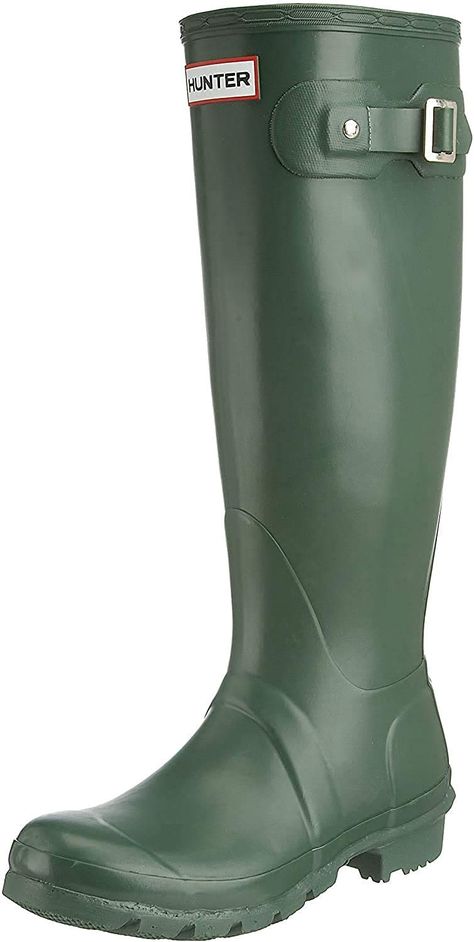 PRICES MAY VARY. Natural Rubber sole Heel measures approximately 1.18 inches" First introduced in 1956, the Original Tall boot is handcrafted from 28 parts and built on the original last for exceptional fit and comfort. Finished in a high gloss, adding a strong directional look. Chooka Boots, Ladies Wellies, Hunter Wellies, Black Rain Boots, Black Rain, Wellington Boot, Womens Rain Boots, Wellington Boots, Women Hunters