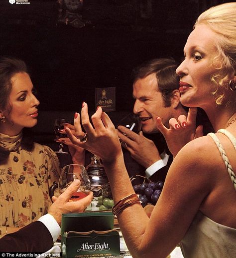 When frankfurters, fondue and hostess trolleys were in fashion: Hilariously naff dinner party photos reveal the way we used to dine 80s Dinner Aesthetic, Vintage Party Pictures, 1970s Dinner Party, 80s Dinner Party, 1950s Dinner Party, 60s Dinner Party, Vintage Party Aesthetic, Dinner Party Photos, After Eights