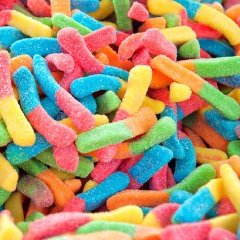 Sour Worms, Sour Gummy Worms, Rainbow Food, Gummy Worms, Food Wallpaper, Sour Candy, Favorite Candy, Colorful Candy, Fruit Snacks