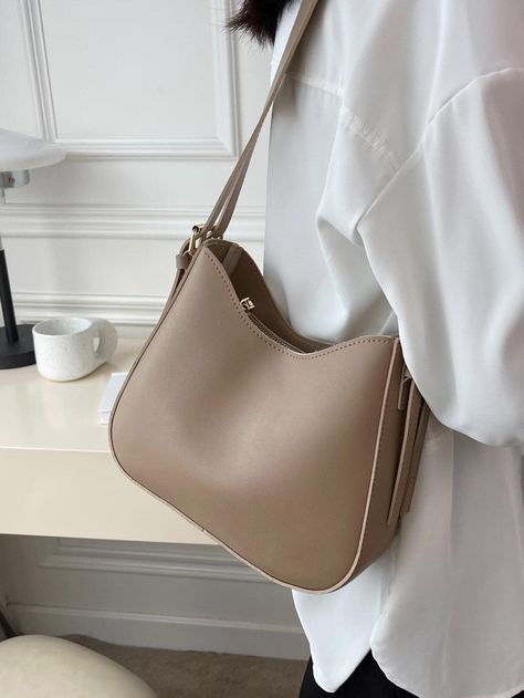 Crossbody Bag Outfit, Beige Purses, Everyday Handbag, Everyday Purse, Handbags Casual, Chic Bags, Crossbody Bag Women, Backpack Tote Bag, Hobo Handbags