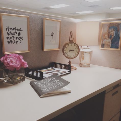 Cubicle Makeover                                                       … Aesthetic Cubicle Decor, Office Cubical Decor, Decorate Cubicle, Cubicle Inspiration, Cubicle Style, Decorate Cubicle At Work, Work Cubicle Decor, Cute Cubicle, Cozy Cubicle