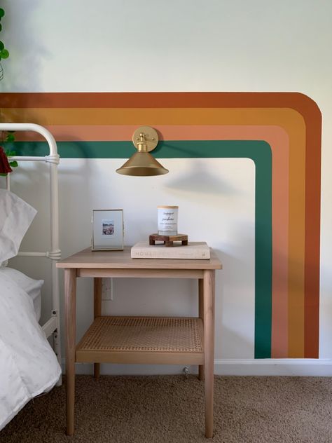 70s Wall Stripes, Retro Wall Stripes Paint Ideas, 70s Lines On Wall, Squiggly Wall Paint, Retro Painted Wall, Wall Stripes Paint Ideas, 70s Stripe Wall, Retro Stripe Wall, Adult Apartment Decor