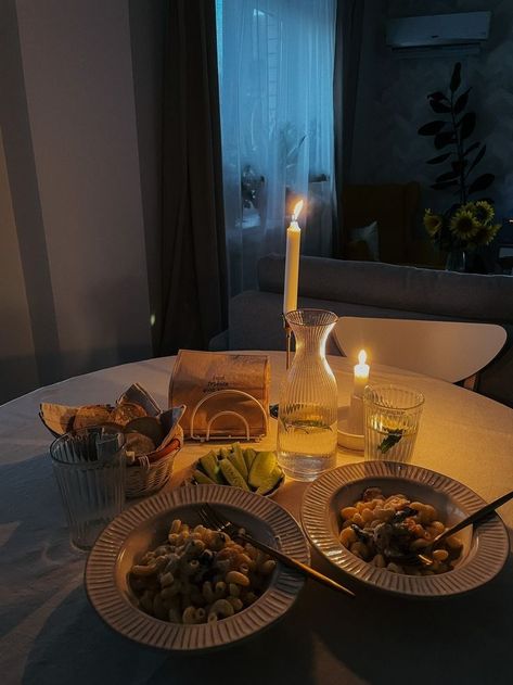 Candle Light Dinner At Home For Two, Dinner For Two Aesthetic, Cooking Dinner Aesthetic, Romantic Dinner At Home, Dinner Date Aesthetic, Vintage Halloween Images, Candlelight Dinner, Romantic Table, Pasta Night