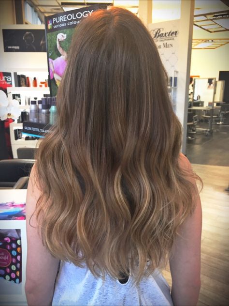 Ombre Hair Dark Brown To Light Brown, Medium Blonde Ombre Hair, Ombre Dirty Blonde Hair, Brunette Fade To Blonde, Brown Hair Ombre Blonde, Brown Faded Into Blonde Hair, Brown Hair With Light Ends, Brunette With Blonde Ends, Brown Hair Light Ends