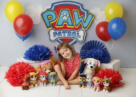 Paw Patrol Birthday Photoshoot Ideas, Paw Patrol Birthday Pictures, Paw Patrol Photo Shoot Ideas, Paw Patrol Photoshoot, Paw Patrol Cake Smash, Paw Patrol Smash Cake, Jupiter Cake, Kids Birthday Photoshoot, Beach Cake Smash