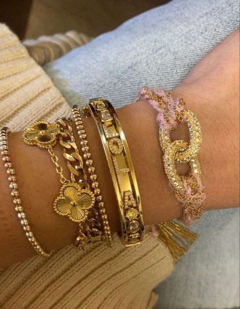 Wearing Bracelets, Xoxo Jewelry, Dope Jewelry Accessories, Designer Shopping, Wrist Jewelry, Luxe Jewelry, Piercing Ideas, Dope Jewelry, Life Ideas