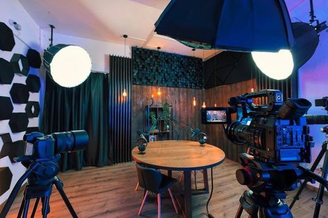 At Home Film Studio, Media Production Studio, Youtube Podcast Studio Design, Podcast Background Design Studio, Studio Youtube Room, Youtube Filming Room Ideas, Video Studio Design, Podcast Aesthetic Studio, Video Studio Setup