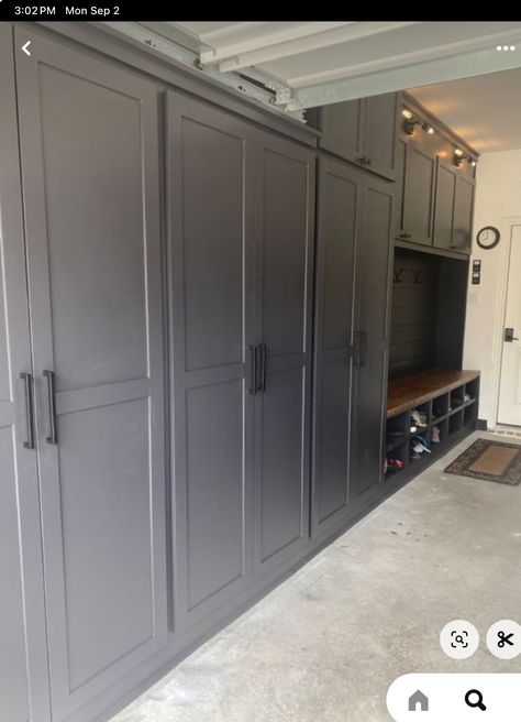 Garage Lockers, Diy Garage Door Makeover, Garage Storage Plans, Diy Garage Organization, Organization Garage, Garage Closet, Garage Storage Inspiration, Diy Garage Storage Cabinets, Garage Design Interior