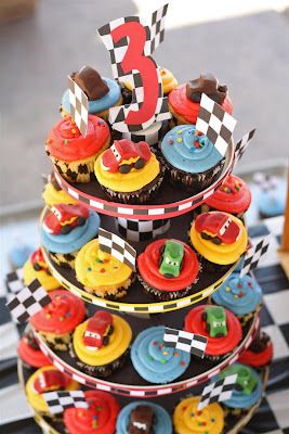 Mcqueen Birthday, Disney Cars Party, Car Birthday Party, Hot Wheels Birthday, Disney Cars Birthday, Cars Birthday Party Disney, Cars Birthday Party, Car Themed Parties, Car Birthday Theme