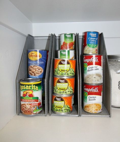 pantry organization, cans, pantry food storage Pantry Decor Ideas, Pantry Kitchen Organization, Diy Storage Projects, Camper Organization Travel Trailers, Cupboard Organization, Garage Organization Ideas Diy, Diy Organizers, Diy Pantry Organization, Kitchen Cupboard Organization