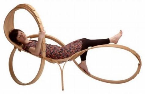 Chaise Lounge by Sixixis Tom Raffield, London Design Week, Weird Furniture, Interior Design Pictures, Sculptural Chair, Unusual Furniture, Artistic Furniture, Wood Furniture Design, Unique Chair