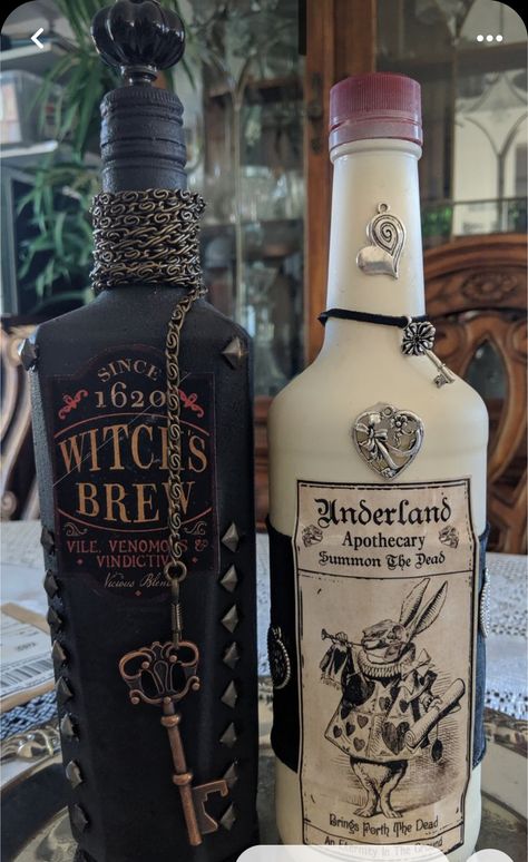 Fancy Liquor Bottles, Painted Bottles Halloween, Painting Liquor Bottles, Painting Liquor Bottles Diy, Halloween Bottle Art, Gothic Bottles Diy, Steampunk Bottle Art, Things To Do With Bottles, Halloween Liquor Bottle Crafts