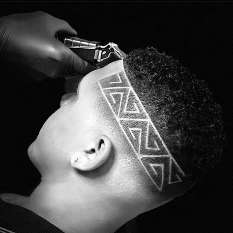 Bald Fade Designs, Hair Tattoos Mens, Tattoo Hair Barber, Design Haircut Men, Barber Designs In Hair, Hair Tattoo Designs For Men, Hair Tattoo Men, Boys Haircuts With Designs, Hair Designs For Boys