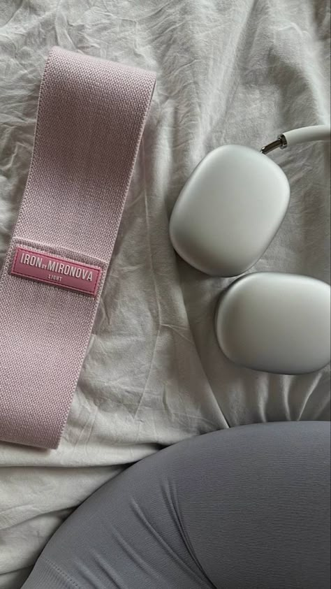 Pink Resistance Bands, Gemma Falcone, Becoming Her, Pilates Gym, Lavender Aesthetic, Pink Pilates, Fits Aesthetic, Pilates Princess, Gym Essentials