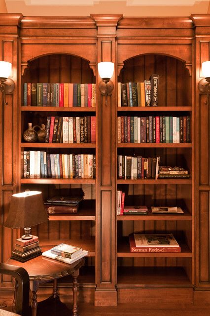 Classical Office, Meditation Hall, Builtin Bookshelves, Cottage House Exterior, Old Bookshelves, English Houses, Library Wall, Bookcase Decor, Desk In Living Room