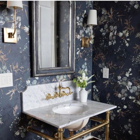 Kelly Ventura on Instagram: “Sharing our Meadow wallpaper in three gorgeous spaces. Blue in this stunning bathroom by @bberryinteriors, Ink on the office ceiling by the…” Ventura Design, Kelly Ventura, Powder Room Decor, Chic Wallpaper, Cottage Bathroom, Powder Room Design, Stunning Bathrooms, Downstairs Bathroom, Powder Bath