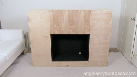 Diy Portable Fireplace, Diy Faux Fireplace, Furniture Refurbishing, Fireplace Design Ideas, Faux Fireplace Mantels, Fireplace Diy, Fireplace Bookshelves, Fireplace Update, Faux Fireplace Diy