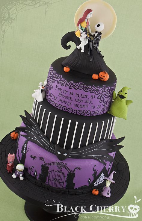 Nightmare Before Christmas Cake Ideas, Wedding Nightmare, Christmas Cake Ideas, Nightmare Before Christmas Cake, Halloween Wedding Cakes, Desserts Table, Nightmare Before Christmas Wedding, Christmas Wedding Cakes, Baby Decorations