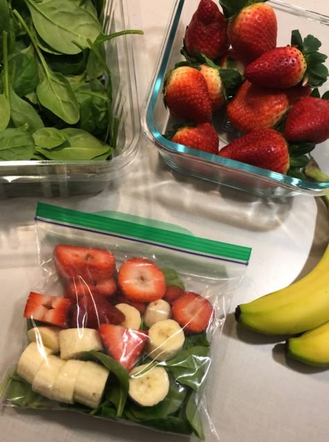 Build Your Own Smoothie, Meal Prep Freezer, Banana Oatmeal Smoothie, Freezer Smoothie Packs, Freezer Smoothies, Smoothie Guide, Smoothie Recipes Healthy Breakfast, Freezer Meal Prep, Smoothie Packs