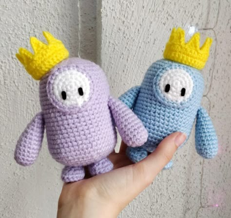 Crochet Otter Pattern, Crochet Pattern Free Amigurumi, Crochet Otter, Otter Pattern, Crochet Frog Pattern, Pattern Free Amigurumi, Make A Crown, Hello Cute, Octopus Crochet Pattern