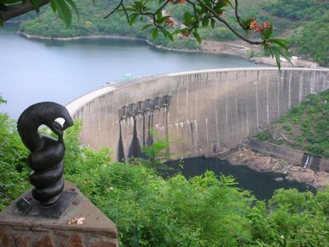 River Spirit, Victoria Falls Zimbabwe, Zambezi River, National Airlines, Pool Picture, Victoria Falls, African People, World View, World Cultures