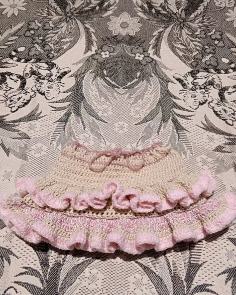 crochet ruffle skirt ♡｡⁠*ﾟ☆ this was made with 100% recycled yarn and I'm loving the different textures! Barbie would absolutely wear something like this🎀 inspo by @crotician . . . . . . . . #crochet #crochetskirt #crochetskirts #crochetruffleskirt #crochetcoquette #coquettecore #coquettefashion #coquetteaesthetic #pinterestcrochet #pinterestinspo #pinterestfashion #handmadecrochet #handmadeclothing #handmadefashion #explorepageviral #explorepage Crochet Ruffle Skirt, Ruffle Crochet, Frilly Skirt, Crochet Project Ideas, Crochet Ruffle, Crochet Skirts, Crochet Skirt, Recycled Yarn, Pinterest Fashion