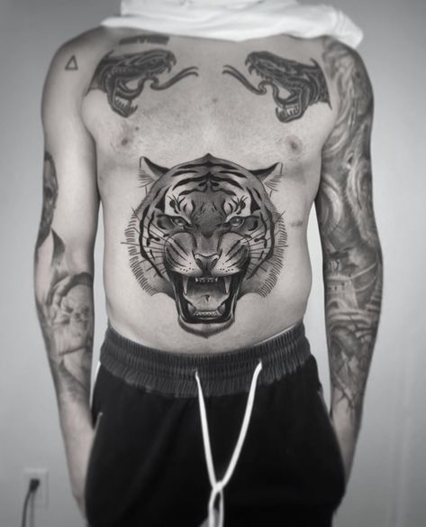 Tiger Belly Tattoo, Tiger Stomach Tattoo, Cool Stomach Tattoos, Tat Placement, Tattoo Stomach, Nova Tattoo, Dark Mark Tattoos, Traditional Butterfly Tattoo, Lower Stomach Tattoos