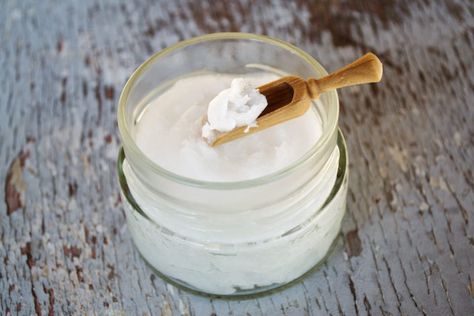 Yeast Infection Cream: Relieve With The Best Topical Natural Antifungals Oil To Grow Hair, Diy Shampoo And Conditioner, Yeast Infection Cream, Homemade Hair Mask Recipes, Hair Growing Remedies, Baking Soda Face Wash, Lemon Facial, Hair Growth Oil Recipe, Mouth Hygiene