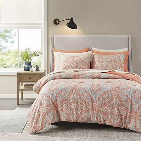 AmazonSmile: Comfort Spaces Bed in A Bag-Trendy Casual Design Cozy Comforter with Complete Sheet Set with Side Pocket, All Season Cover, Matching Shams, Twin(66"x90"), Natalie, Floral Blue 6 Piece : Home & Kitchen Dorm Comforters, Family Beach House, Full Size Comforter Sets, Damask Bedding, Full Comforter Sets, Queen Size Comforter Sets, King Size Comforter Sets, Twin Comforter Sets, Queen Size Comforter