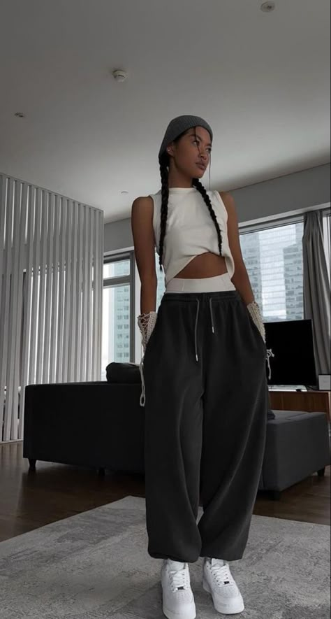 Outfit Inspo Lazy, Street Dance Outfit, Rnb Style, Outfits Lazy Days, 2024 Hair Trends For Women, 2024 Hair Trends, Lazy Fashion, Outfits Lazy, Urban Style Outfits