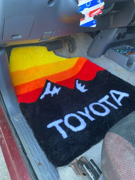 Toyota Tacoma tufted rug. Custom car rugs Punching Needle, Car Rug, Horror Crafts, Tufting Ideas, Tufting Diy, Rug Tufting, Funky Rugs, Car Carpet, Tufted Rugs