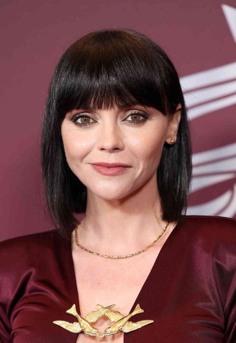 Christina Ricci Hairstyles, Christina Ricci Makeup, Christina Ricci Hair, Marilyn Thornhill, Academy Museum Gala, Hogwarts Dr, Academy Museum, Bob Cuts, Best Red Carpet Looks