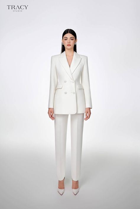 Classic Double-Breasted Peak Lapel Four Button Suit - XS / White Double Breasted Suit Women Outfit, Woman Double Breasted Suit, Formal Female Suits, White Formal Suits For Women, Double Breasted Suit For Women, Modern Women Suits, Blazer For Women Formal, All White Blazer Outfit, Women Suit For Wedding