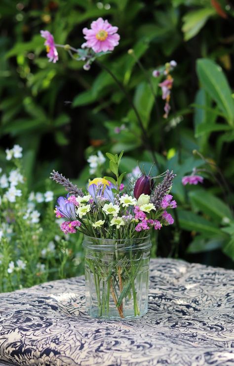 Jam Jar Flowers, Hamper Gifts, Wildflower Centerpieces, Letterbox Flowers, 2024 Moodboard, Australian Wildflowers, Flowers In Jars, Meadow Flowers, Jam Jar