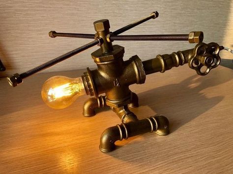 Recycling Ideas For Home, Steampunk Lamp Diy, Industrial Pipe Light, Industrial Lamp Design, Steampunk Lights, Rustic Industrial Lighting, Steampunk Lamps, Steampunk Table Lamp, Pipe Lamps