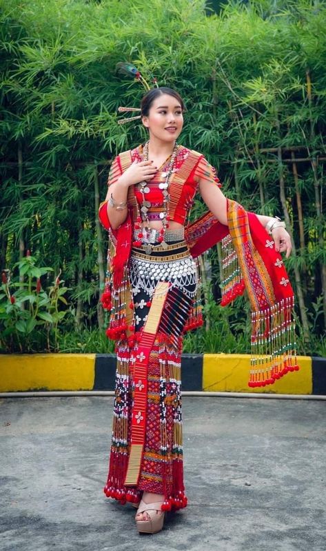 Mizo Traditional Attire, Mizo Traditional Dress, Chin Traditional Dress, India Traditional Dress, Myanmar Outfit, Burma Dress, Myanmar Fashion, Thai Silk Dresses, Wedding Dresses Videos