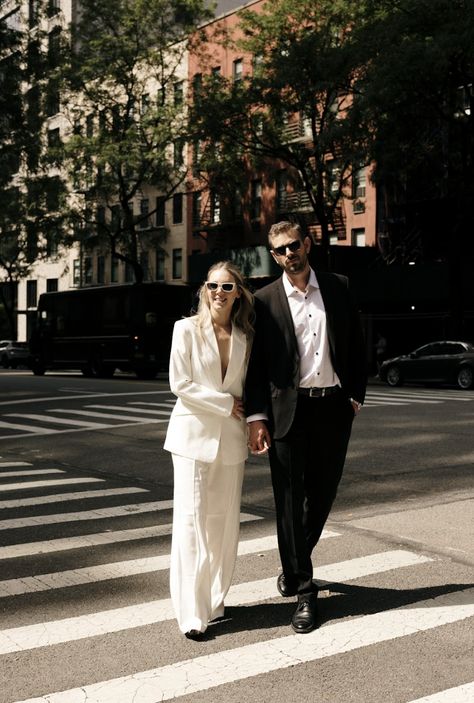 Pant Suit Engagement Photos, All White Engagement Photos, White Suit Engagement Photos, Paparazzi Engagement Photos, City Chic Engagement Shoot, Couple Casual Photoshoot, Engagement Photos City Urban, Engagement Photos City Classy, City Streets Engagement Photos