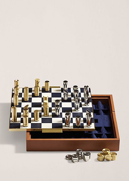 New York Restaurants, Checkers Game, Chess Sets, Chess Game, Dolce E Gabbana, Chess Pieces, Ralph Lauren Home, Cards Sign, Chess Set