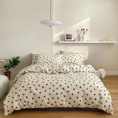 Shop New Arrivals at Ever Lasting. Best stylish bedding sets. Enjoy stylish bedding sets at affordable prices. Enjoy free US and international shipping. Classic Duvet Covers, Cotton Bedding Set, Romantic Aesthetic, Sweet Hearts, Live In Style, Cotton Bedsheets, Cotton Bedding Sets, Stylish Beds, Downtown Girl