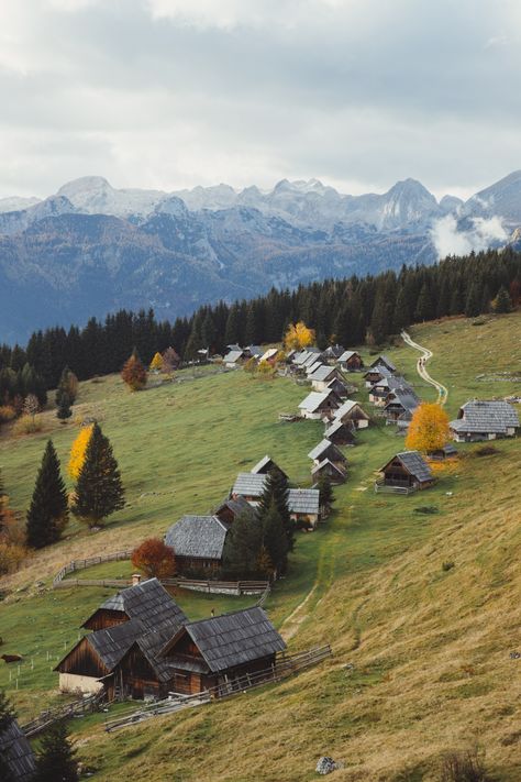 7 Must See Places In Slovenia - alexandra taylor Triglav National Park, Bled Slovenia, Slovenia Travel, Julian Alps, Social Media Advice, Travel And Adventure, Lake Bled, Sketch Ideas, Flea Markets