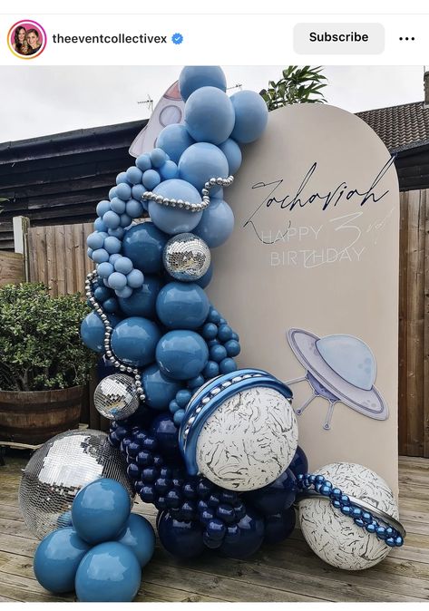 Space Party Balloons, Space Balloon Garland, Planet Party, Balloons Galore, Boy Baby Shower Centerpieces, Balloon Background, Birthday Balloon Decorations, Balloon Sculptures, Space Party