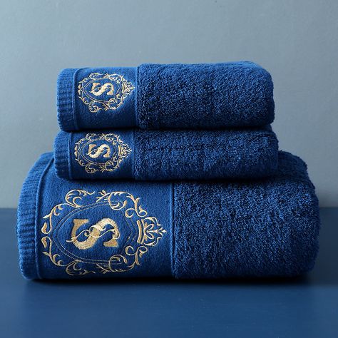 Product information: Product name: Bath towel Material: pure cotton Weight: 500g (including) or more Production process: embroidery, spiral hair, broken file Specifications (length * width cm): 80 * 160 Yarn specification: 21 counts Color: deep blue, elegant white, dolphin gray, business gray, dark gray Washing guide 1. Before using the new towel, it is recommended to rinse with cold water to remove the surface of the floating hair; 2. Do not dry clean, do not iron, do not bleach; 3,Please keep the towel place ventilated and dry to prevent mildew; 4. Towels should not be used for more than three months, timely replacement, use more smooth and delicate. Packing list: Bath towel x 1 Hotel Bath Towels, Hotel Towels, Luxury Towels, Five Star Hotel, Bath Sets, Cotton Bath Towels, Face Towel, Soft Towels, Bath Towel Sets