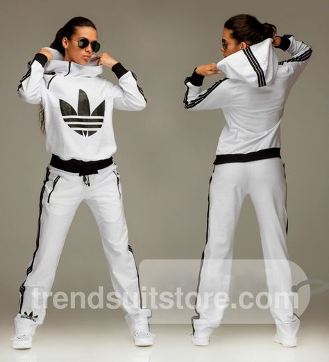 adidas taking it back to the schoolyard with their latest collection! Adidas Jumpsuit, Adidas Outfits, Track Suits Women, White Tracksuit, Track Suits, Look Adidas, Trening Fitness, Adidas Tracksuit, Adidas Shoes Women