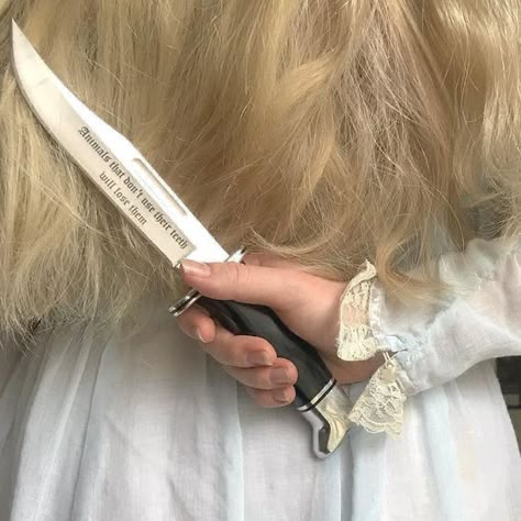 Pretty Knives, Catty Noir, Sharp Objects, + Core + Aesthetic, Throne Of Glass, Elle Fanning, Book Aesthetic, Ever After, Karate