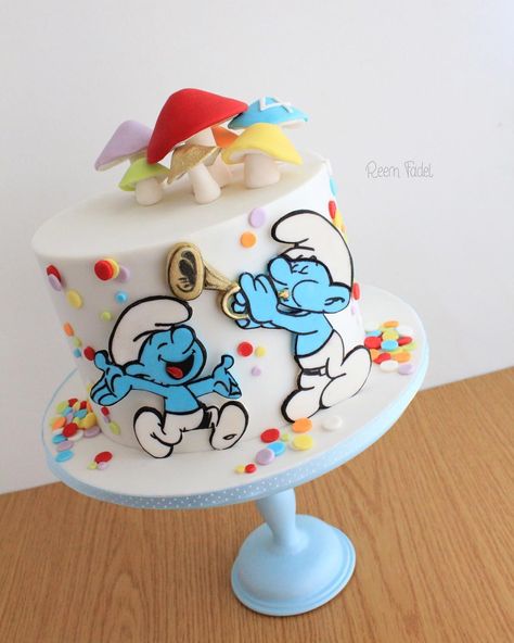 . Kue Disney, Smurfs Cake, Birthday Cake Vanilla, Smurfs Party, Children Cake, Cookie Recipes Decorating, Cake Recipes For Kids, Rock Cake, Cake Vanilla